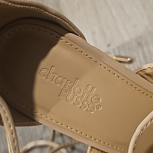 Charlottw russe heels - Picture 6 of 9